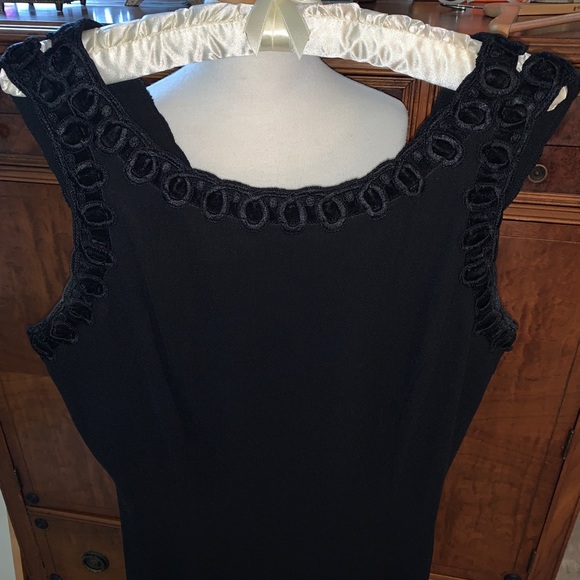 Little Black Dress 🖤 - Picture 1 of 7